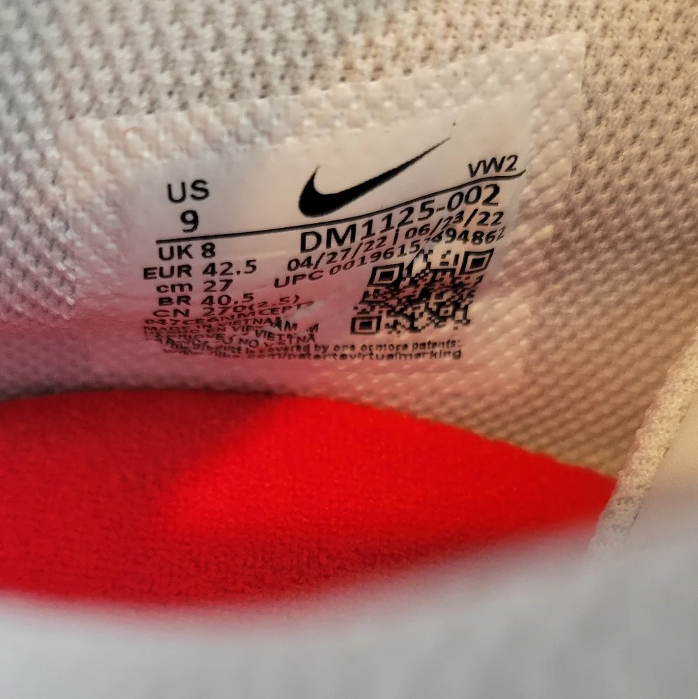NEW Men's Nike‎ Kyrie Flytrap 6 Photon Dust University Red